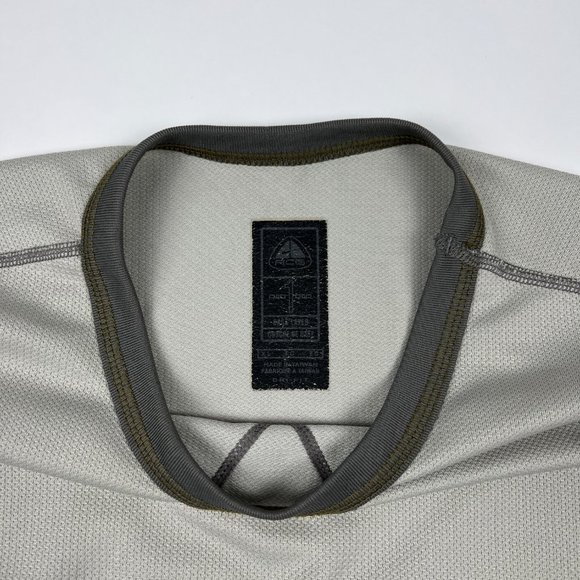 Nike ACG Base Layer Long Sleeve - Picture 6 of 6